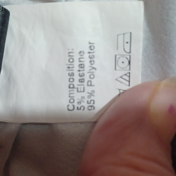 Shein. skirt looks like denim. Very stretchy. NEW. - Picture 7 of 7